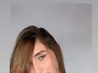 エロティックなビデオチャット NicoleCooper