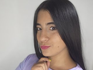 エロティックなビデオチャット NicoleCruz1