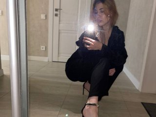 エロティックなビデオチャット NicoleShy