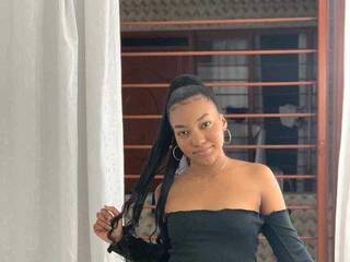 エロティックなビデオチャット NiickyStar