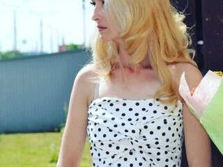 エロティックなビデオチャット Nika366