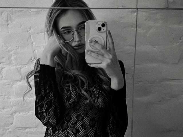 プロフィールの写真 NikkiBly