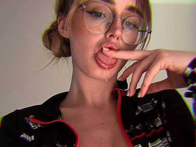 プロフィールの写真 NikkiBly
