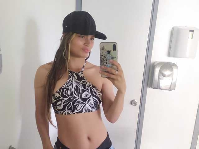 プロフィールの写真 NikkiHanson