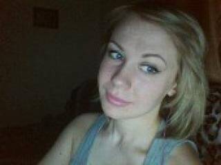 エロティックなビデオチャット nimfa2015