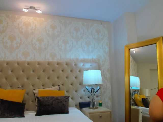 ブロードキャストスクリーンショット NinaCrystal