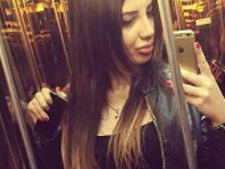 エロティックなビデオチャット ninarka