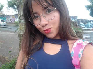 エロティックなビデオチャット Nini-23