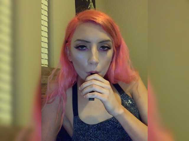 ブロードキャストスクリーンショット Nivenea