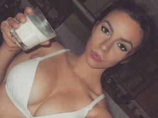 エロティックなビデオチャット nonaone