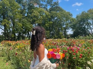 エロティックなビデオチャット Nylaa