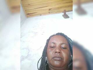 エロティックなビデオチャット odettah