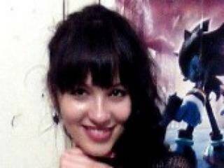 エロティックなビデオチャット offelia