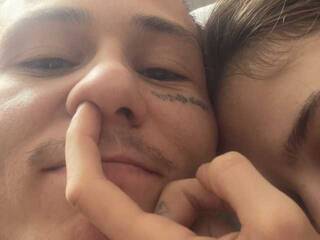 エロティックなビデオチャット ohhmangoddamn