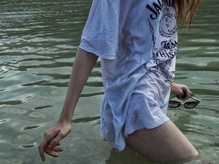 エロティックなビデオチャット Octavia-_-