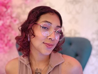 エロティックなビデオチャット Oliv-Jones