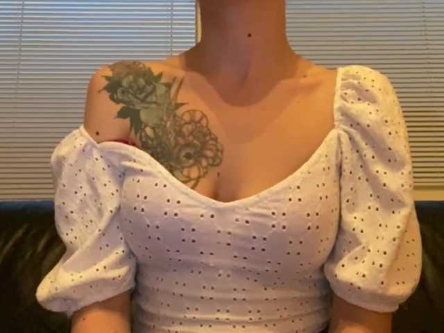 ブロードキャストスクリーンショット Olivia19Noah