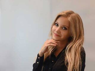 エロティックなビデオチャット OliviaTasty