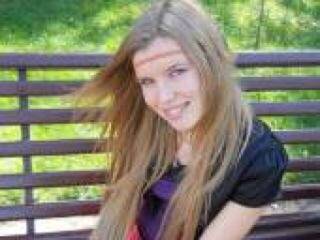 エロティックなビデオチャット omarishka