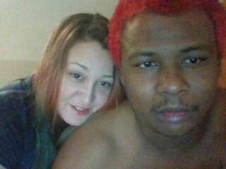 エロティックなビデオチャット TravonnDoja