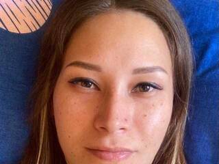 エロティックなビデオチャット OxiiLove