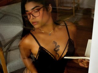 エロティックなビデオチャット Pamela-Moreno
