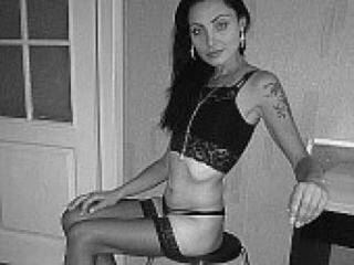 エロティックなビデオチャット pan1erra777