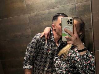 エロティックなビデオチャット Parejaveintidos