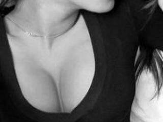 エロティックなビデオチャット pasionkisss