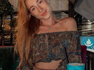 エロティックなビデオチャット PassionCherry