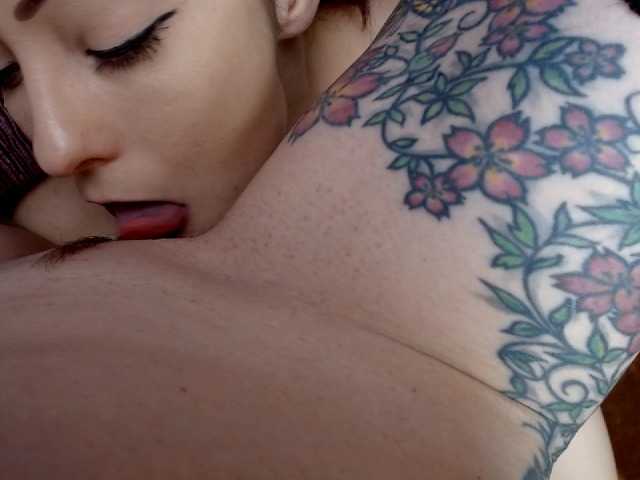 ブロードキャストスクリーンショット PassionThrees