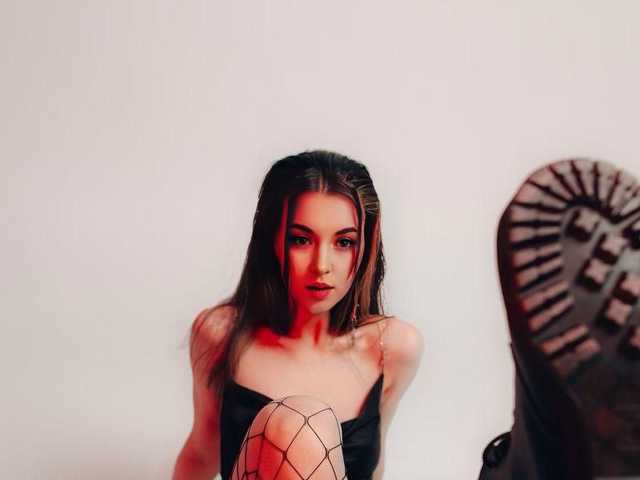 プロフィールの写真 AlinaRay