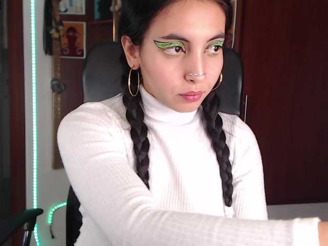 写真 PepperLara #makeup #sexy #colombian #latina #latingirl #bdsm #bigass #prettyface #culogrande #coño #pussy #lovense