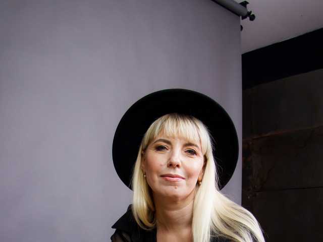 プロフィールの写真 PetiteHelena