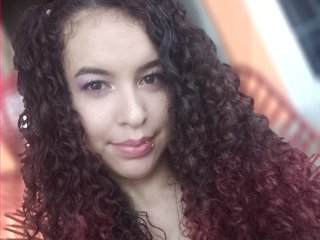 エロティックなビデオチャット petitelucy