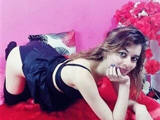 エロティックなビデオチャット petty-sofia