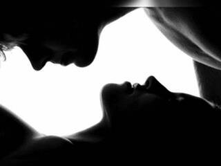 エロティックなビデオチャット PlusMinusCoup