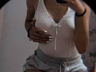 エロティックなビデオチャット Polittaa