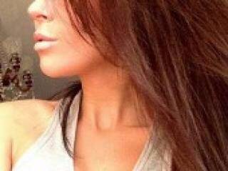 エロティックなビデオチャット polypoly