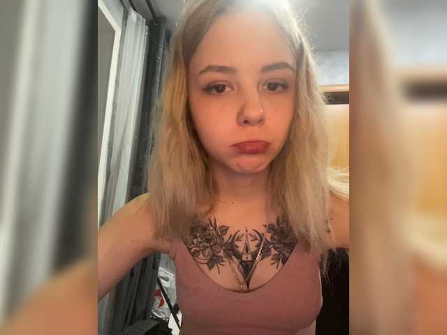 ブロードキャストスクリーンショット aurora_demure