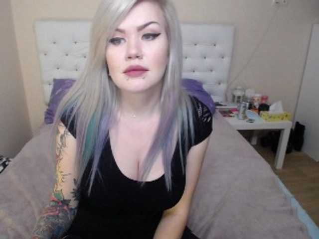 ブロードキャストスクリーンショット PrettyandNaug