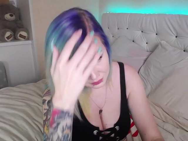 ブロードキャストスクリーンショット PrettyandNaug