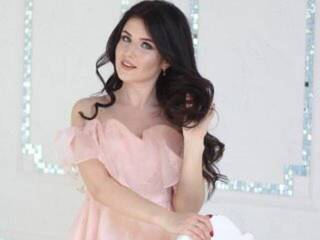 エロティックなビデオチャット TasyaWet