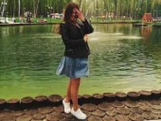 エロティックなビデオチャット princessdi