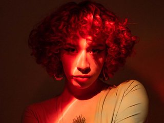 エロティックなビデオチャット psicobelle