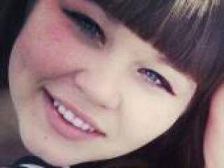 エロティックなビデオチャット pupsylady96