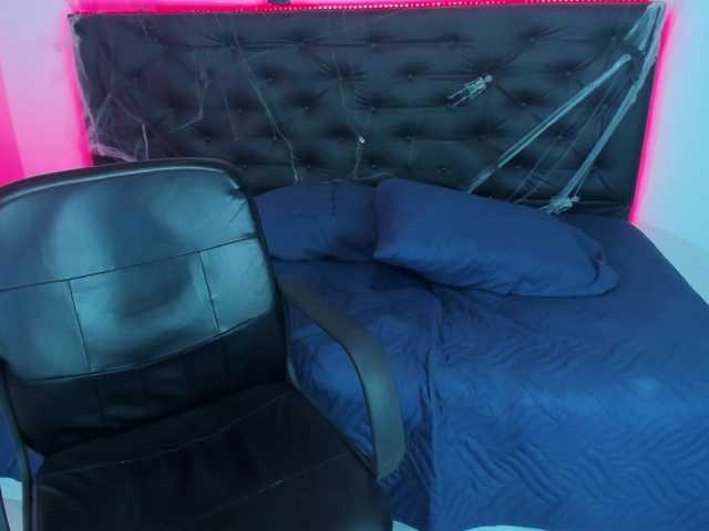 ブロードキャストスクリーンショット queen-medussa