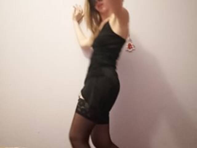 ブロードキャストスクリーンショット Superhotgirl