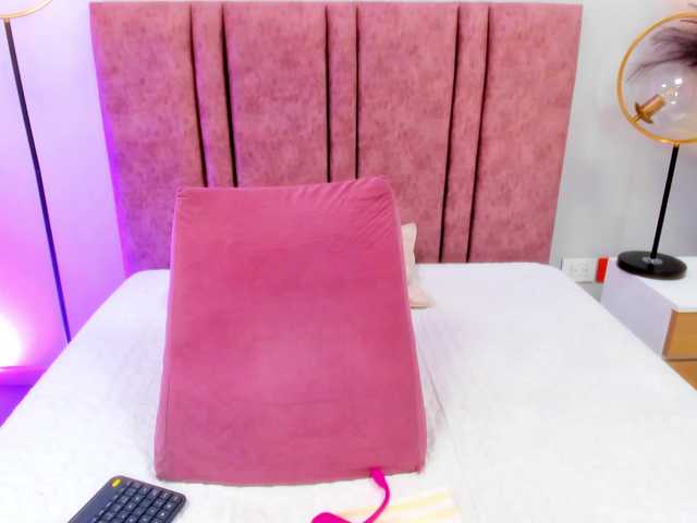 ブロードキャストスクリーンショット RacheelHill