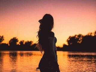 エロティックなビデオチャット Raissakaamla